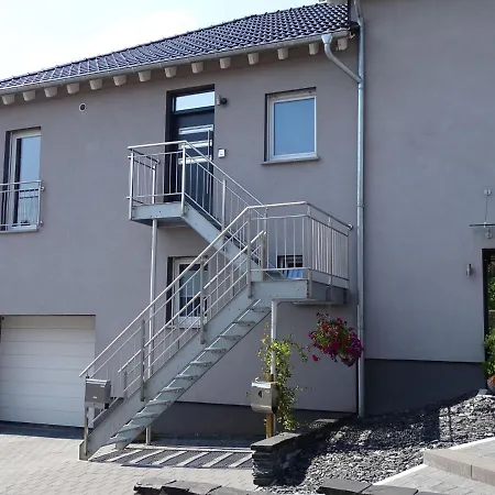 Zum Moselufer Appartement *