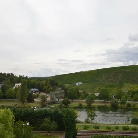 Zum Moselufer Appartement